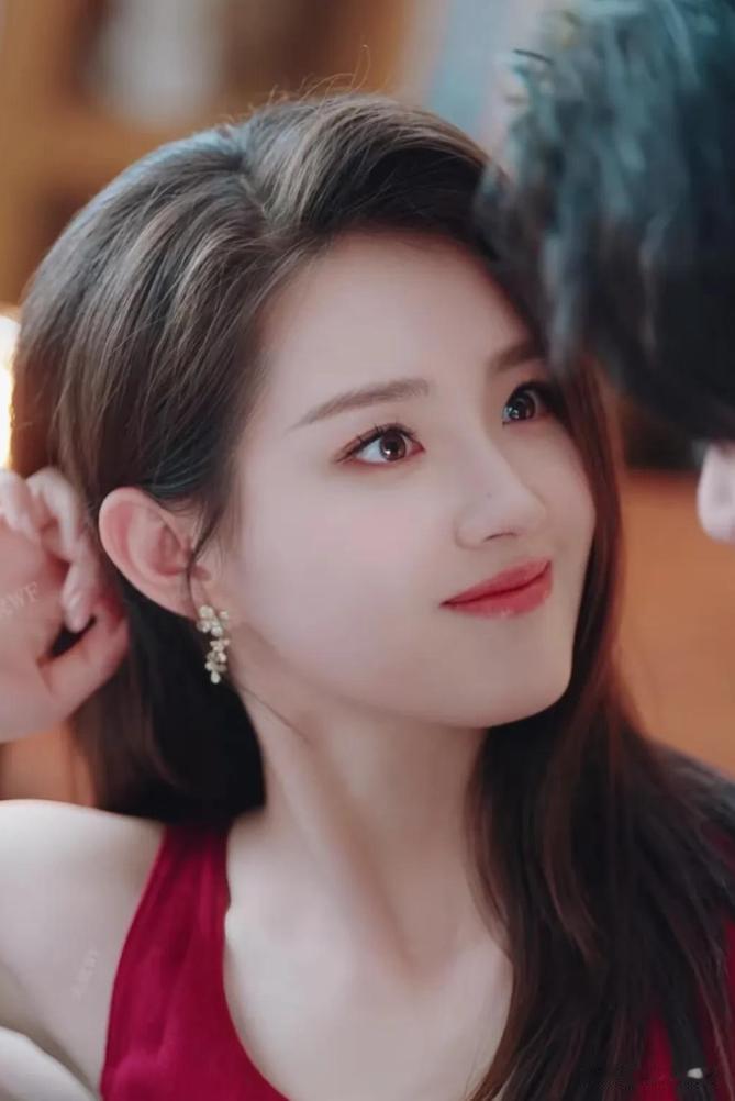 红果女演员人气榜Top10,岳雨婷跌至第五,榜首太难超越了