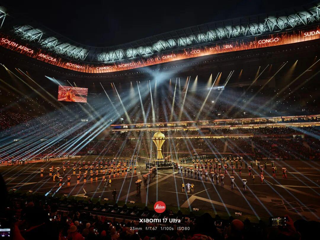 首款安卓“超大杯”落地，第五代驍龍8至尊版正在重塑光影規則