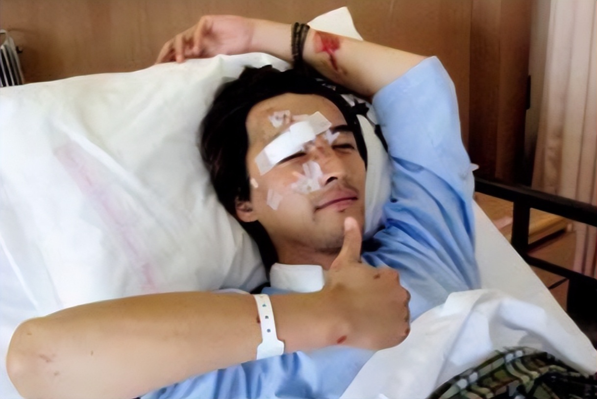 与黄曦宁婚变传闻真相大白仅半个月,胡歌现状曝光,一点都不意外