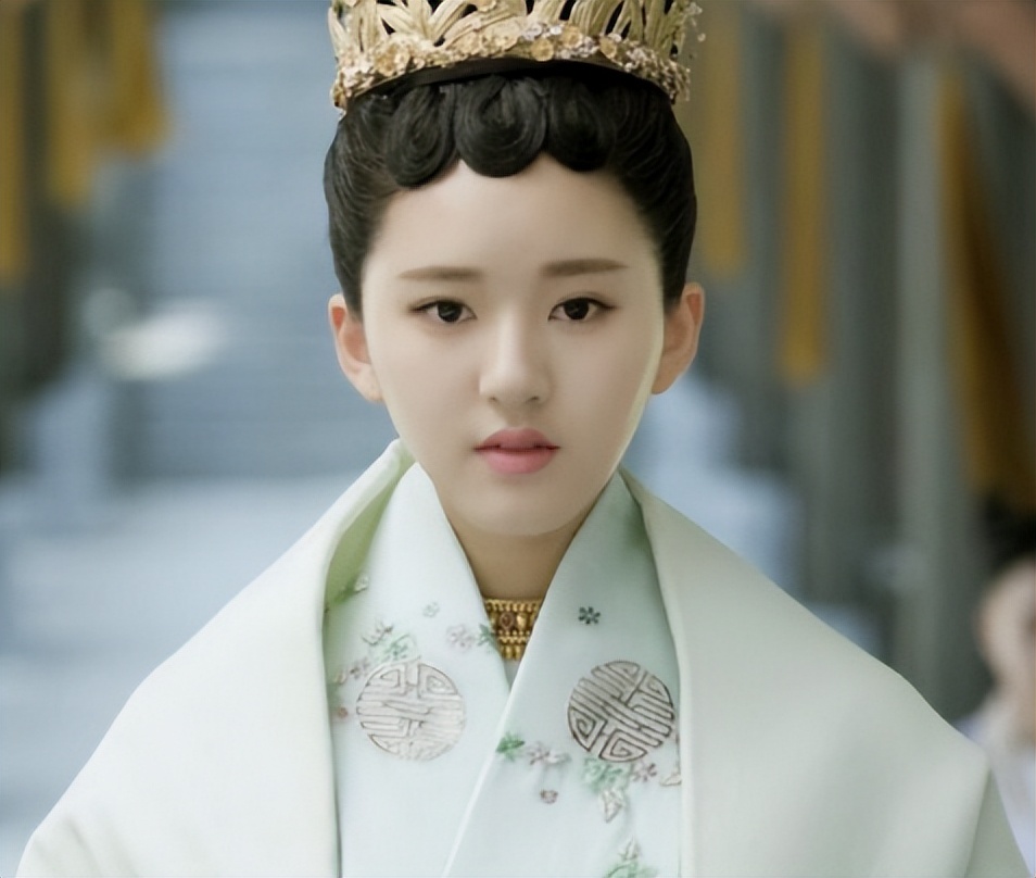 赵露思这一段“卸妆哭戏”在全网火了,肖战说的话,终于有人信了