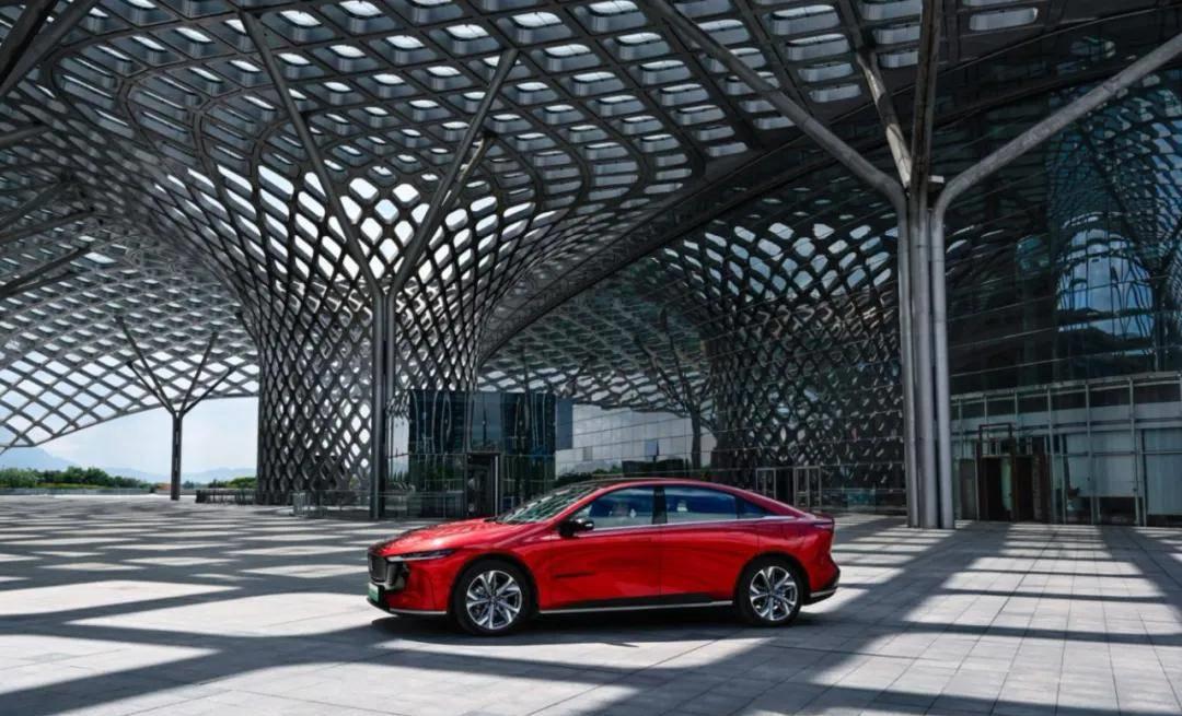 干翻“一口价” MAZDA EZ-6补贴后9.98万起 B级轿车进入9万元时代