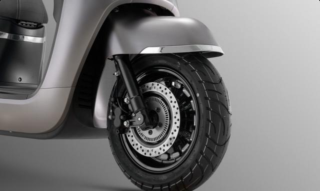 万元预算，精致复古踏板新选择！梦想迪诺150：10升油，能跑350km