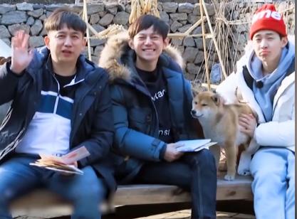 乌镇偶遇明星:彭昱畅真油腻,何炅一脸娇羞好娘,张子枫男人味浓