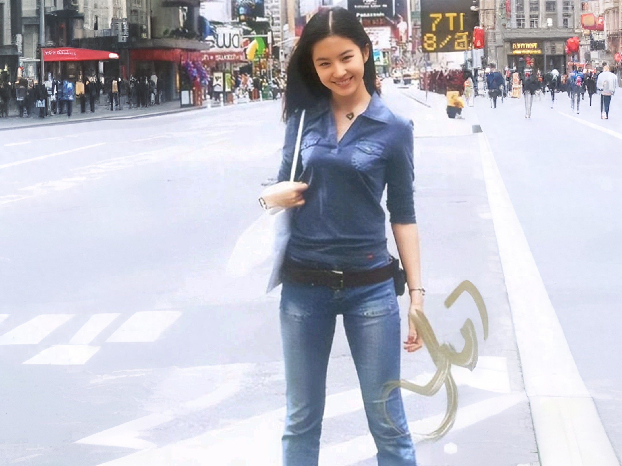 16岁刘亦菲美国街头照曝光 这脸美哭时光青春绝版