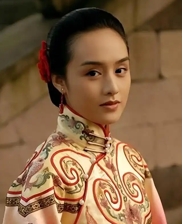 饶敏莉：17岁登上春晚，“包养”影帝12年，为何落得离婚的下场？