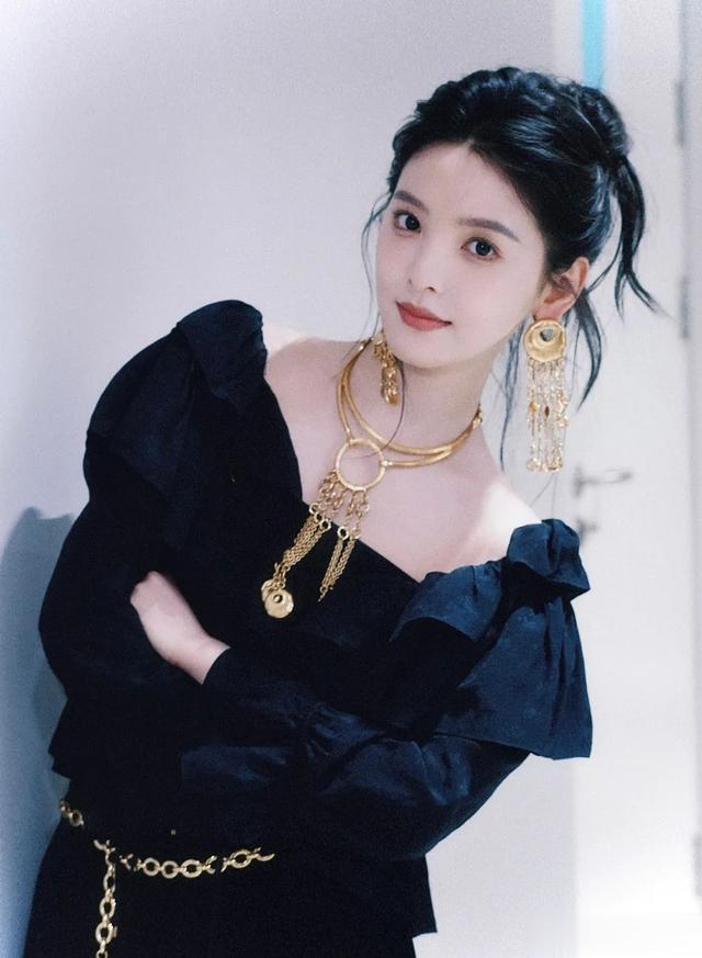 鹿晗分手成定居？章若楠飞升？张新成谭松韵二搭？林一终于要爆了