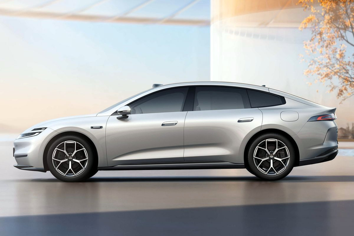 全新 长安 启源 A06 即将首发