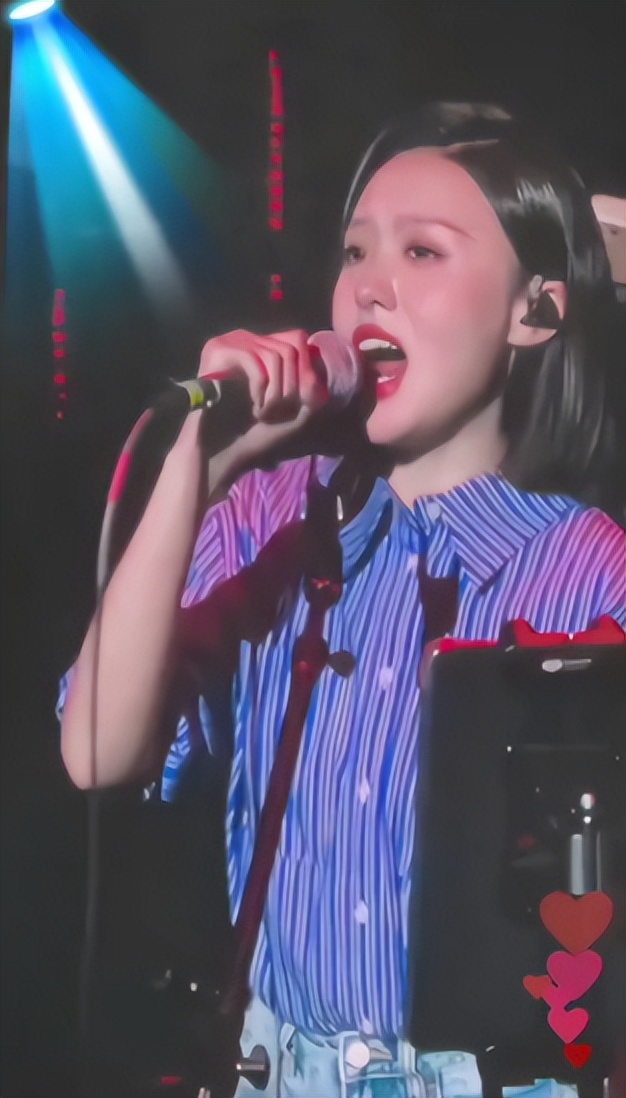 徐子尧登上2026新年演唱会，刀郎13字表态，没给云朵留一丝体面