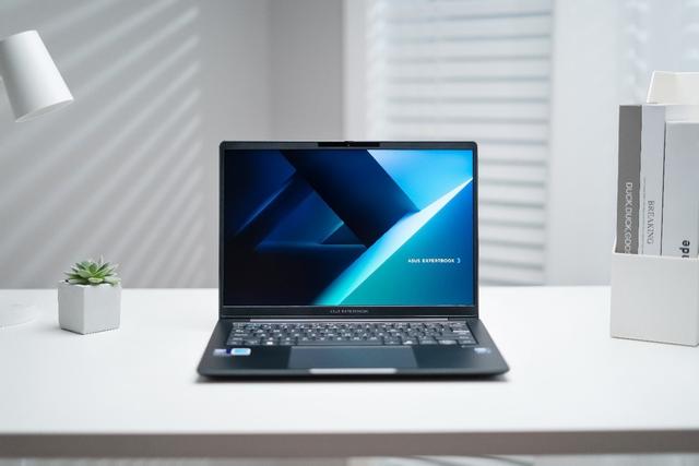 商務需求全面升級的AI輕薄本：華碩破曉6S幻金版首發測評