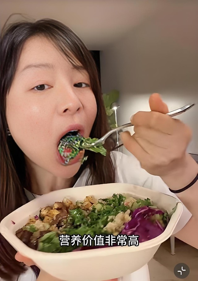 继大S与方大同之后,张静初还在倡导吃素,网友:我忍她很久了!