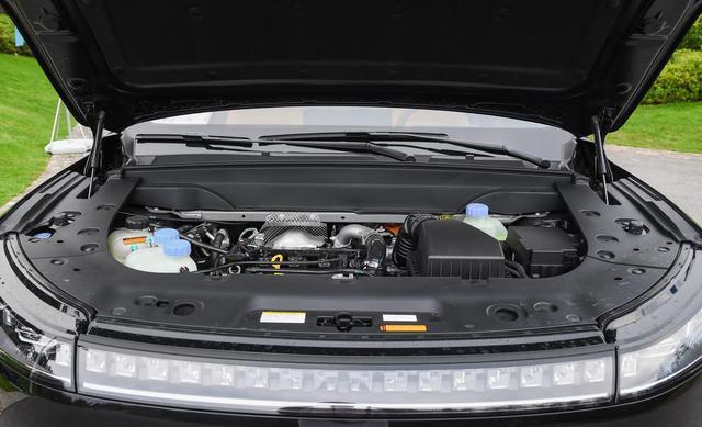 大五座SUV，带车载冰箱，续航1300km，喝92粗粮，适合家用