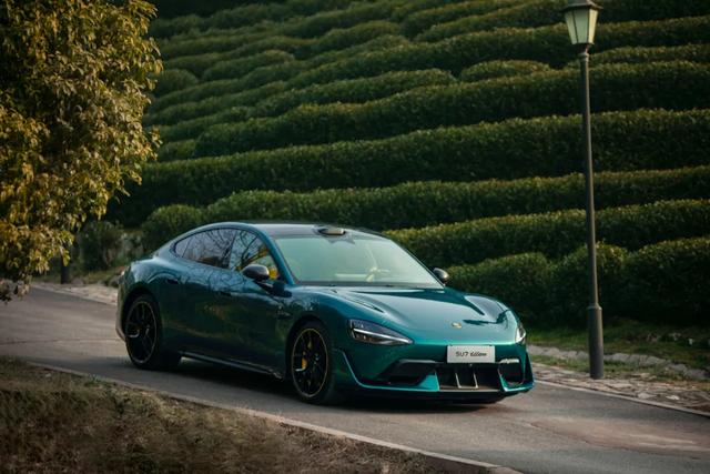 SU7 Ultra 全新配色 | FindX8Ultra 需要等等