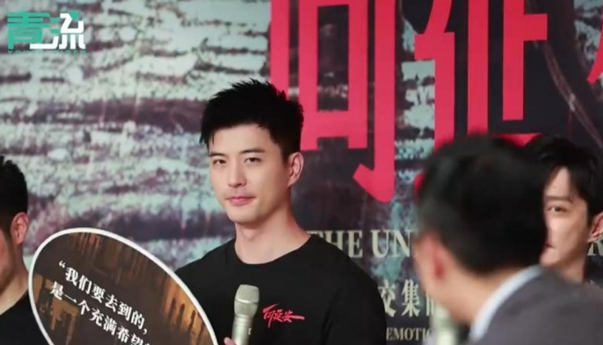 绿了张天爱，渣了古力娜扎，如今又曝新恋情，他到底有什么魅力