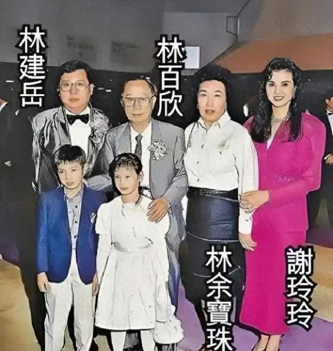 宁弃数百亿家产，携女远赴美国避祸，如今才知她竟然极其清醒啊