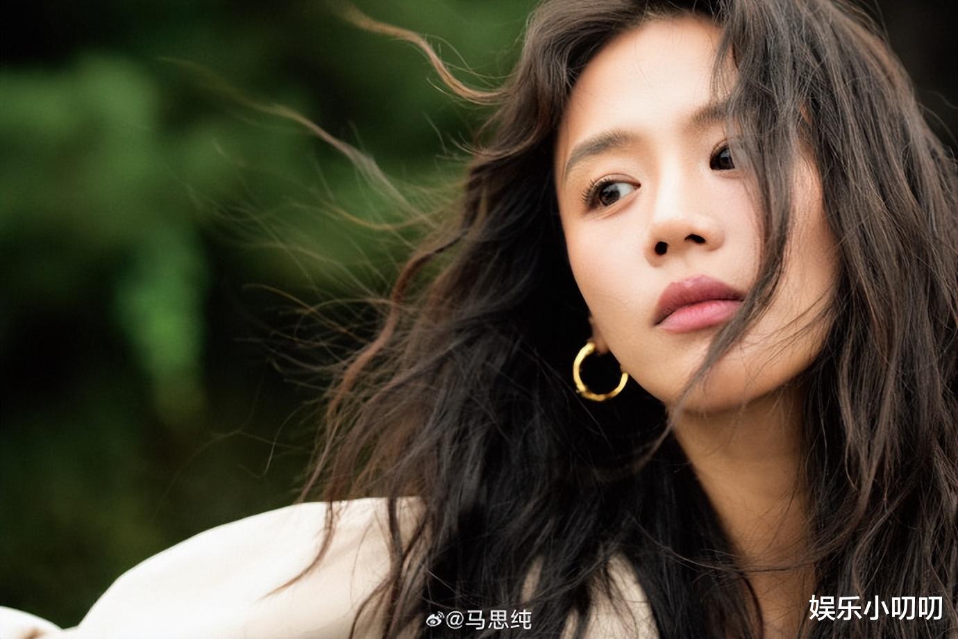 马思纯张哲轩分手，称单身状态很舒服，网友反应太真实