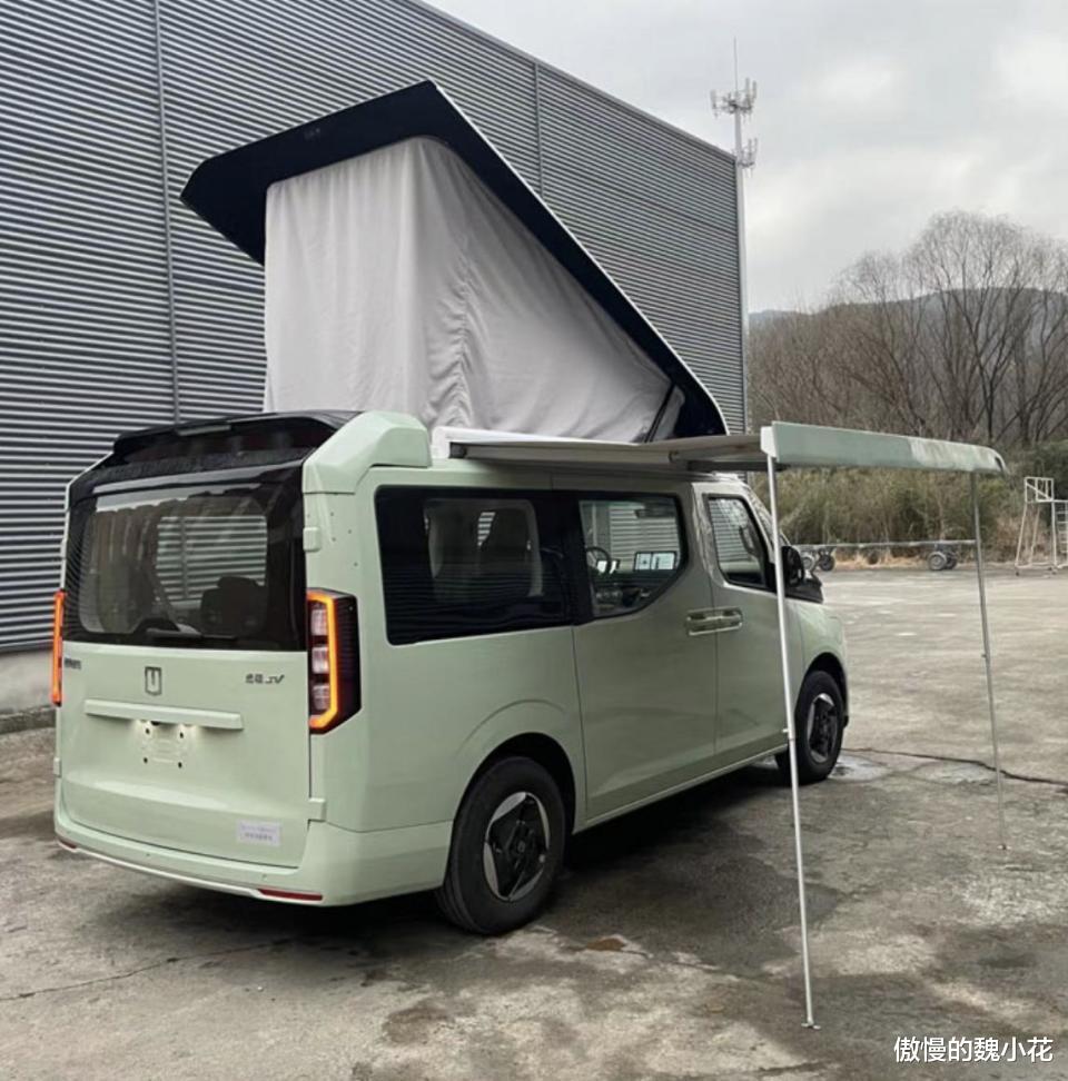 新赛道？吉利“纯电动宿营车”正式申报，空间超越MEGA！