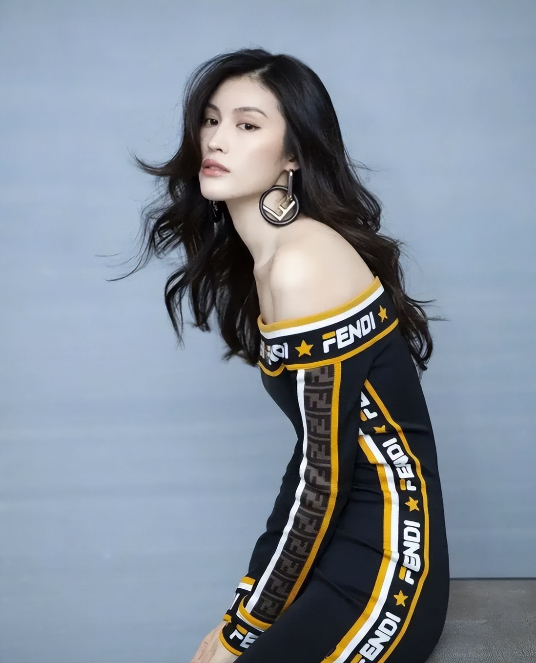 陈伟霆何穗隐婚风波升级!蛛丝马迹被扒,女方2014年已结过一次婚