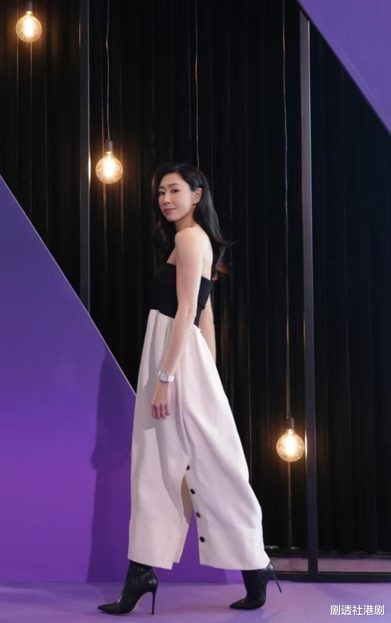 44岁TVB视后曝生子计划！月初突晒照官宣结婚，曾担心会孤独终老