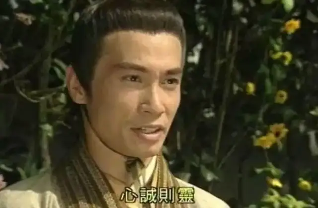 54岁“港剧男神”被曝养家压力大，网友喊话：请放老婆出来演戏！