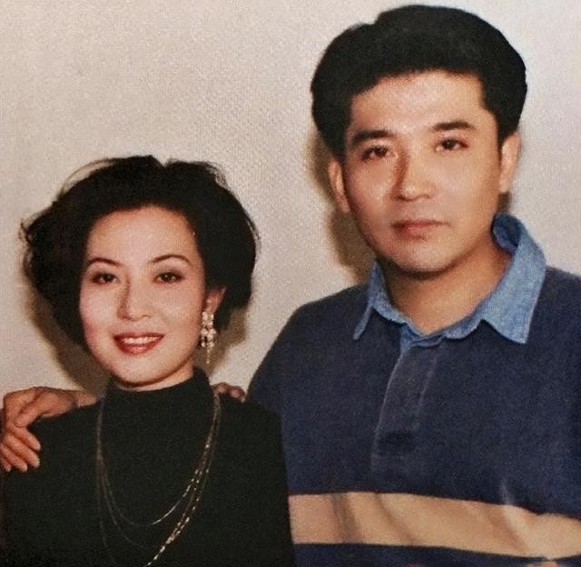 婚姻稳定的4对演员夫妻，相濡以沫不离不弃，每一对都是恩爱如初