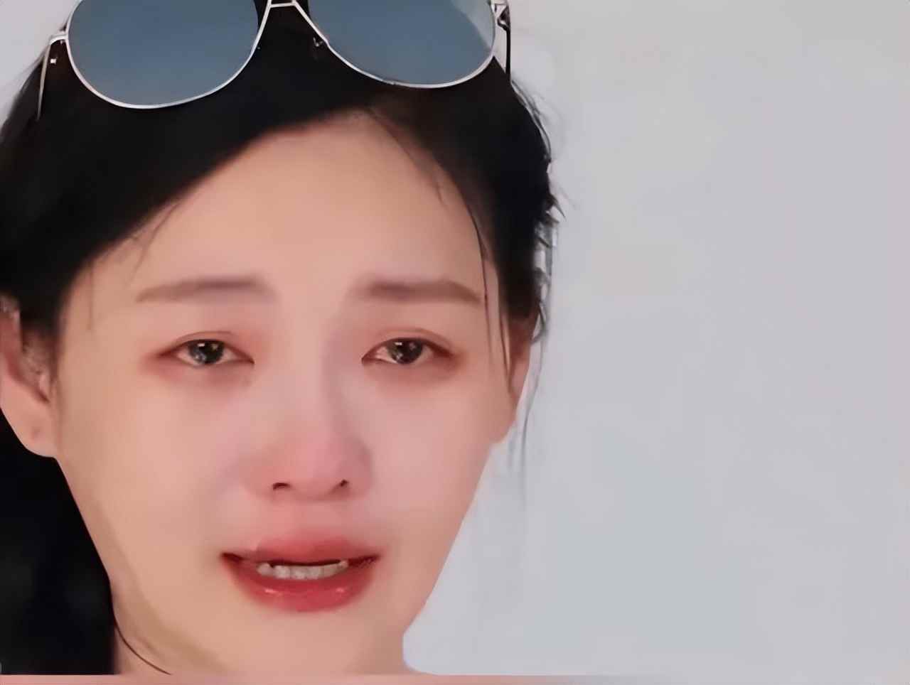 张兰曝儿媳生子细节，字字不提大S，句句戳S家心窝，李敖没说谎