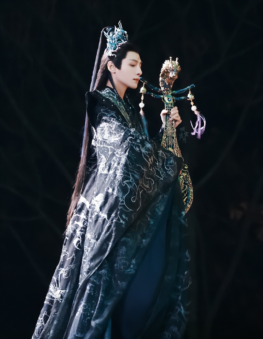 当37岁罗云熙遇上29岁林允,我才终于明白,为何说CP感是门玄学