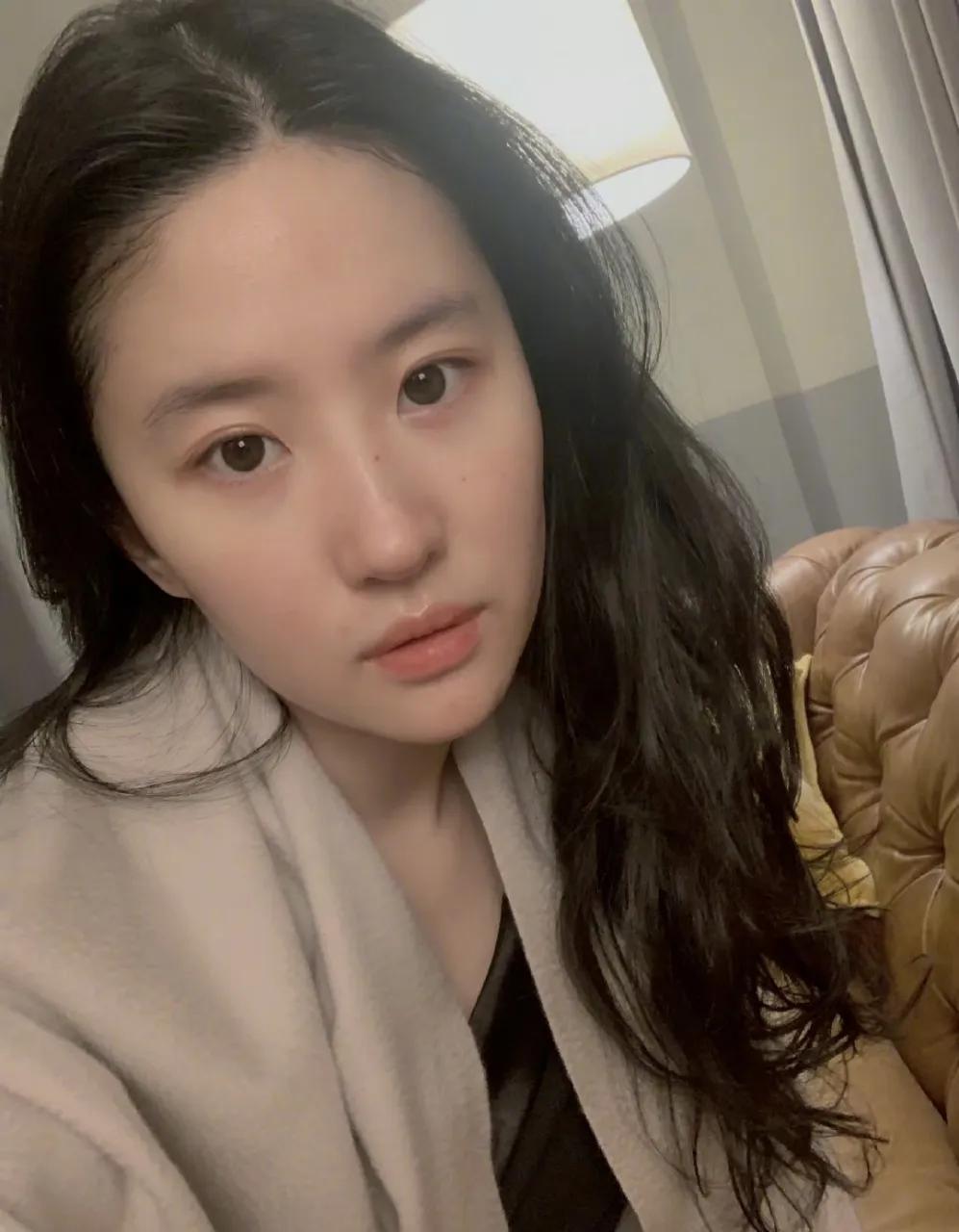 刘亦菲三十八岁了