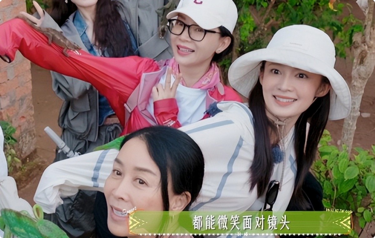 对比马思纯和李沁，才发现女人真正的高情商，是让所有人都舒服