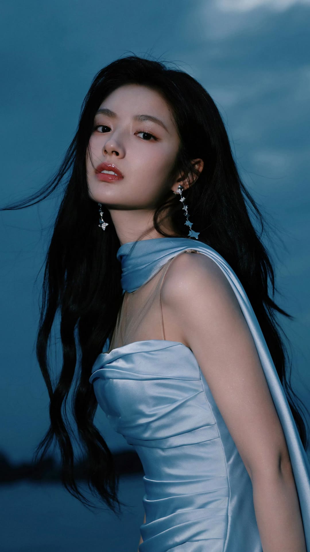 徐若晗《爱你》热播后首露面！48kg腰臀比绝了，素颜状态美过修图