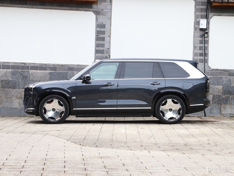 2025广州车展:极氪9X交付破10000台 均价53.8万元