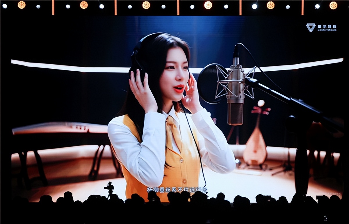 新架構×1、新芯片×3、新整機×2、新集群×1：5歲摩爾線程徹底爆發