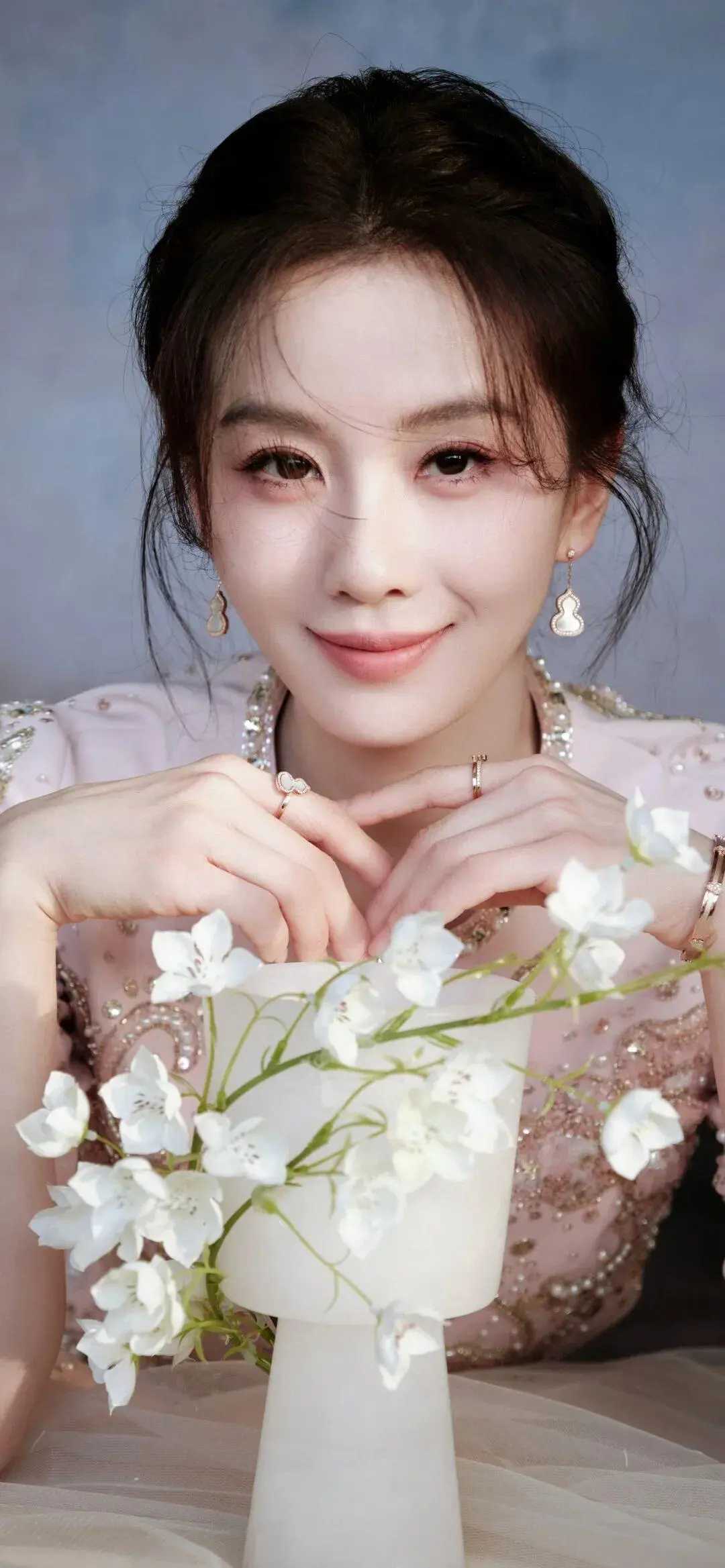 刘诗诗：诗意凝眸，蕙质天成，人间绝色，美不胜收