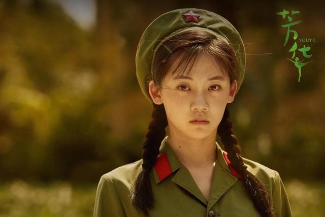 《芳华》爆火后 , 冯小刚在家开庆功宴 , 苗苗的一个举动让冯小刚翻脸