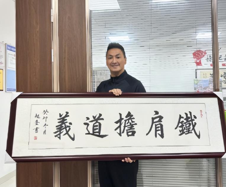 香港知名男星健康堪忧，自曝肺部有病