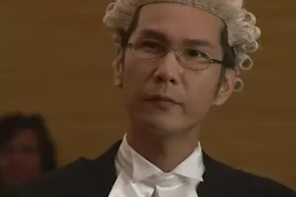 60岁前亚视一哥自揭离巢TVB原因！满脸白须显苍老，已领取老年卡