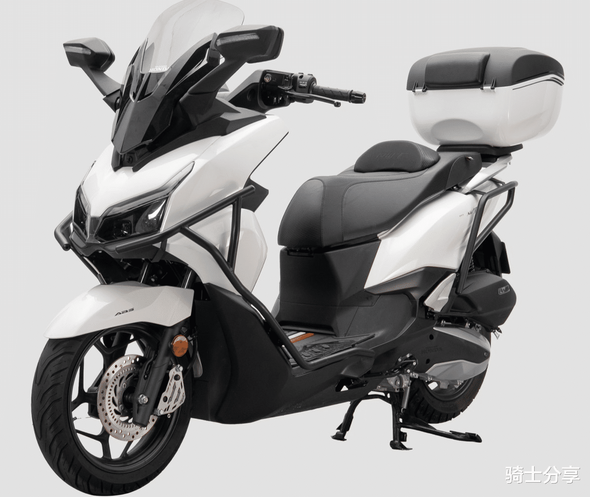 五羊本田NWT150，要出“新款”了吗？有一种大绵羊气势！