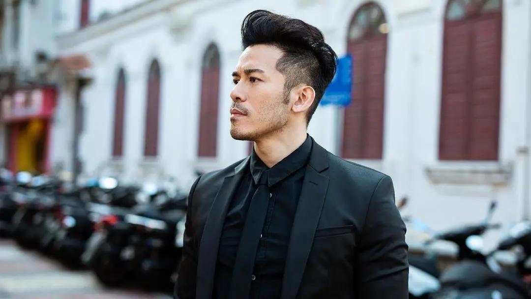 42岁沈震轩放话想回TVB争视帝，与女友感情稳定为其构思难忘婚礼