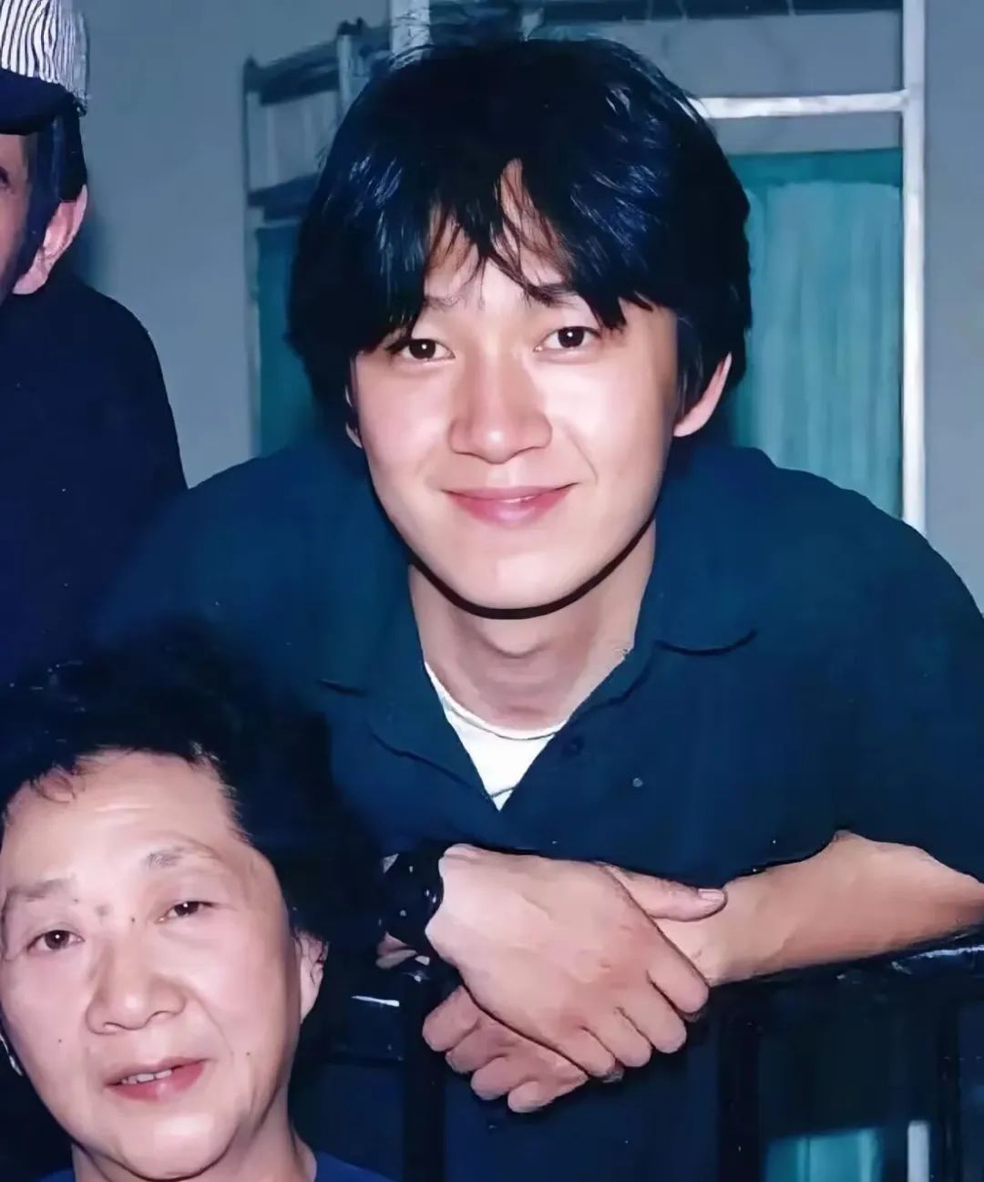 50岁潘粤明低调再婚?离婚12年后,他面相彻底变了