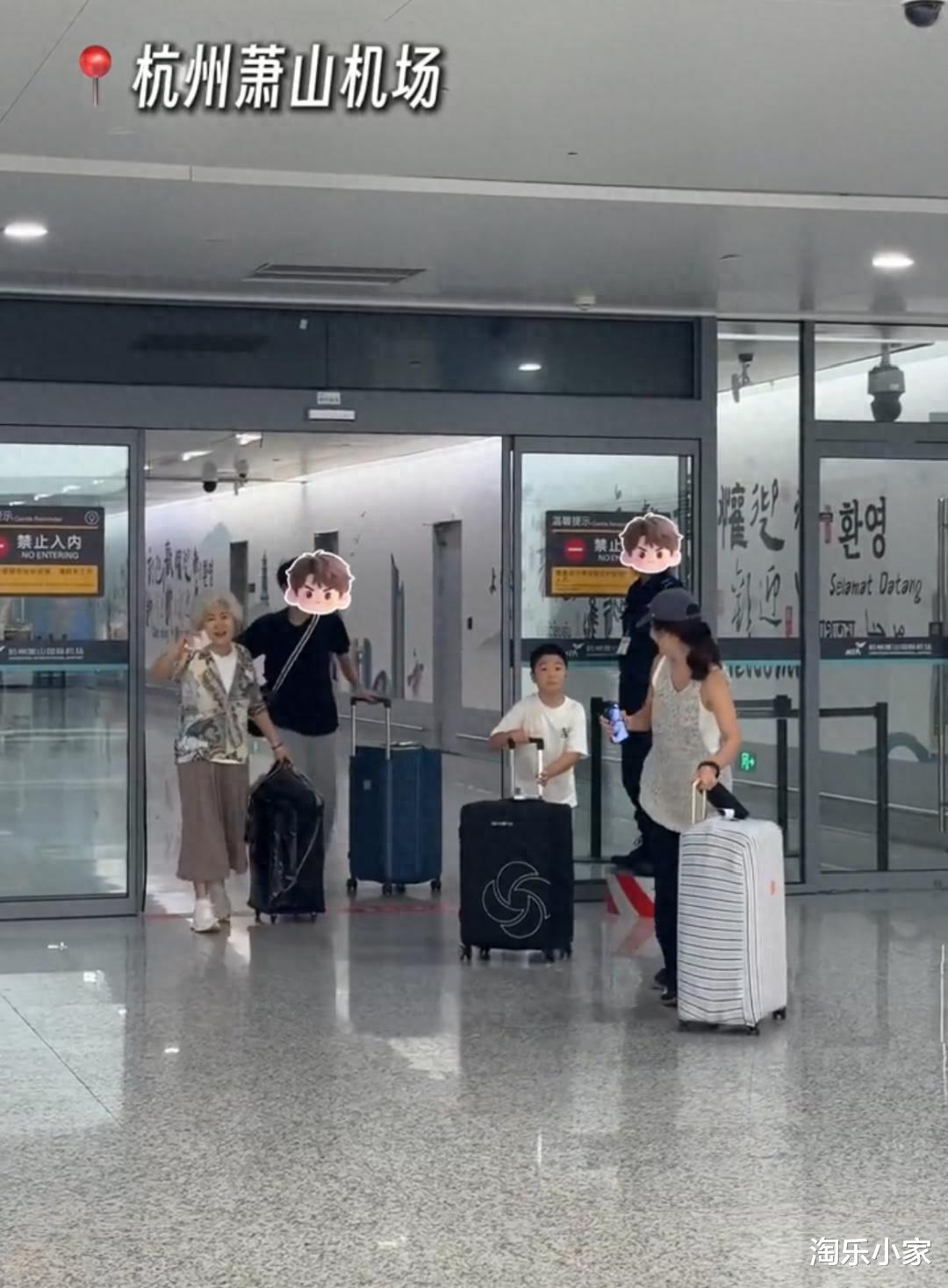 时隔10年,知名女星带全家来中国旅游,全程被震撼:这是海了吧!