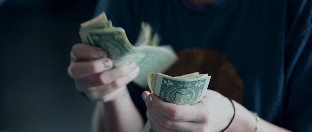 揭秘AI公司如何賺錢：快速看懂人工智能產業鏈的生意經