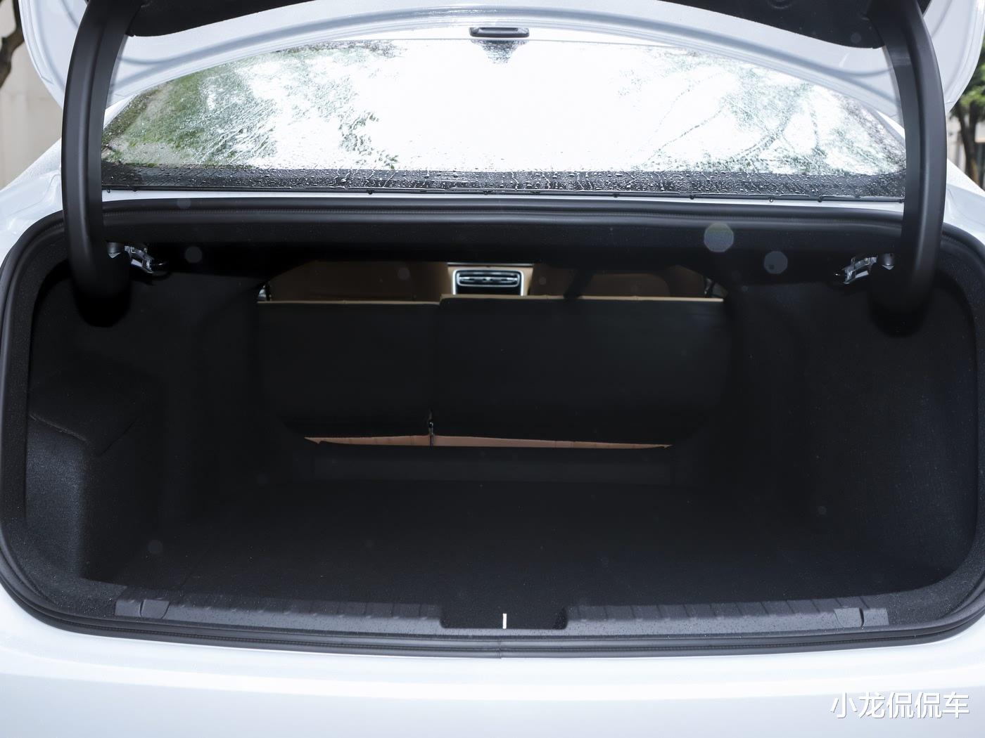 车长近5米，外观惊艳，综合续航超2100km，吉利银河A7即将上市