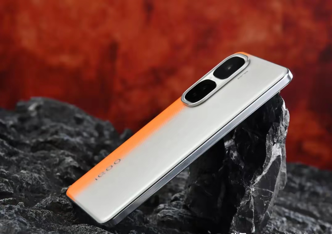 被低估的真香中端旗艦，天璣9400+120W閃充，性價比已反超紅米