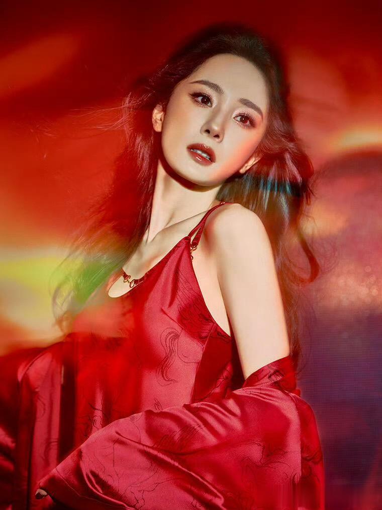 杨幂维密最新物料 ???