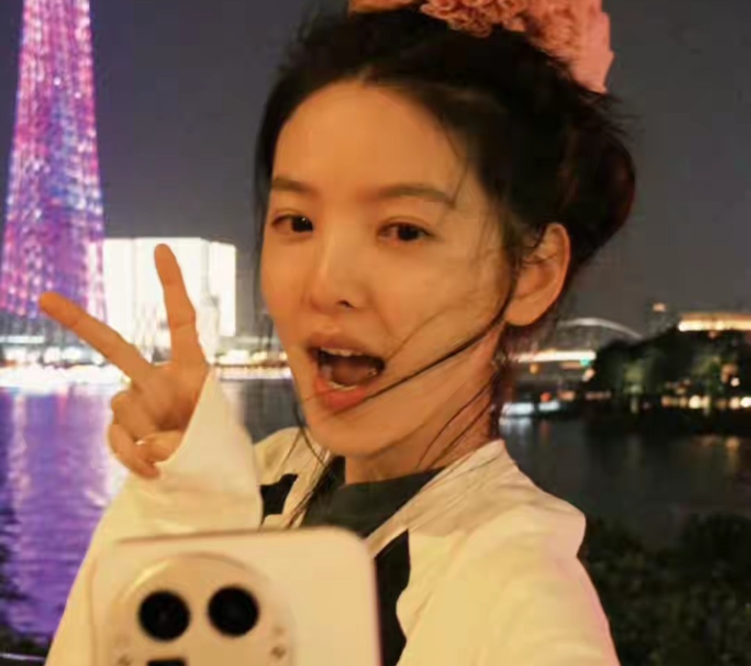 没想到周雨彤张若楠事闹这么大 网友:这事就她干的出来 远离这种人