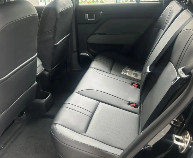 ?硬派方盒子造型，纯电续航401Km，指导价9.38万，特价仅售5.7万