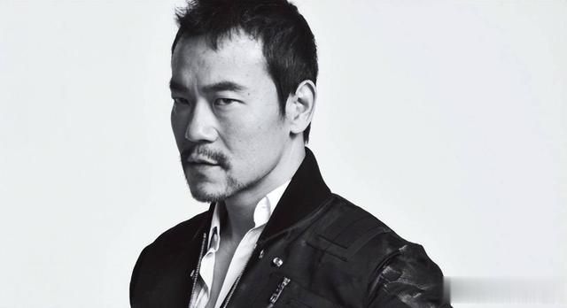 “最牛星二代”廖凡,出道24年从不拼爹,妻子是周星驰的黄金拍档