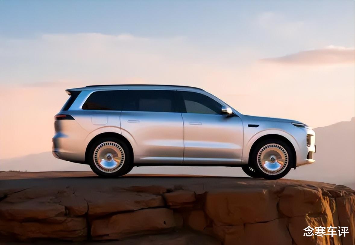 以前15万的车都嫌贵，现在敢卖30万！零跑D系列官图曝光，咋说？