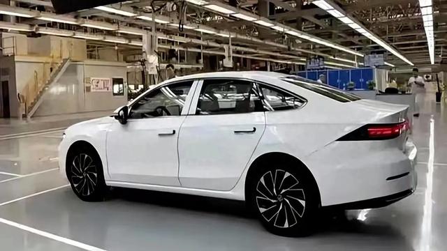 外形时尚动感的轿车首选座驾来了