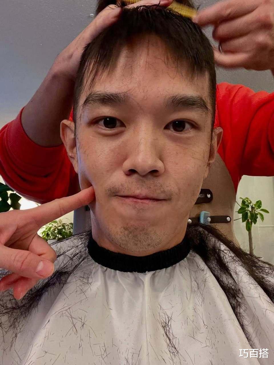 43岁孔孝真“下嫁”33岁歌手是恋爱脑?爱情友情双丰收,是大赢家