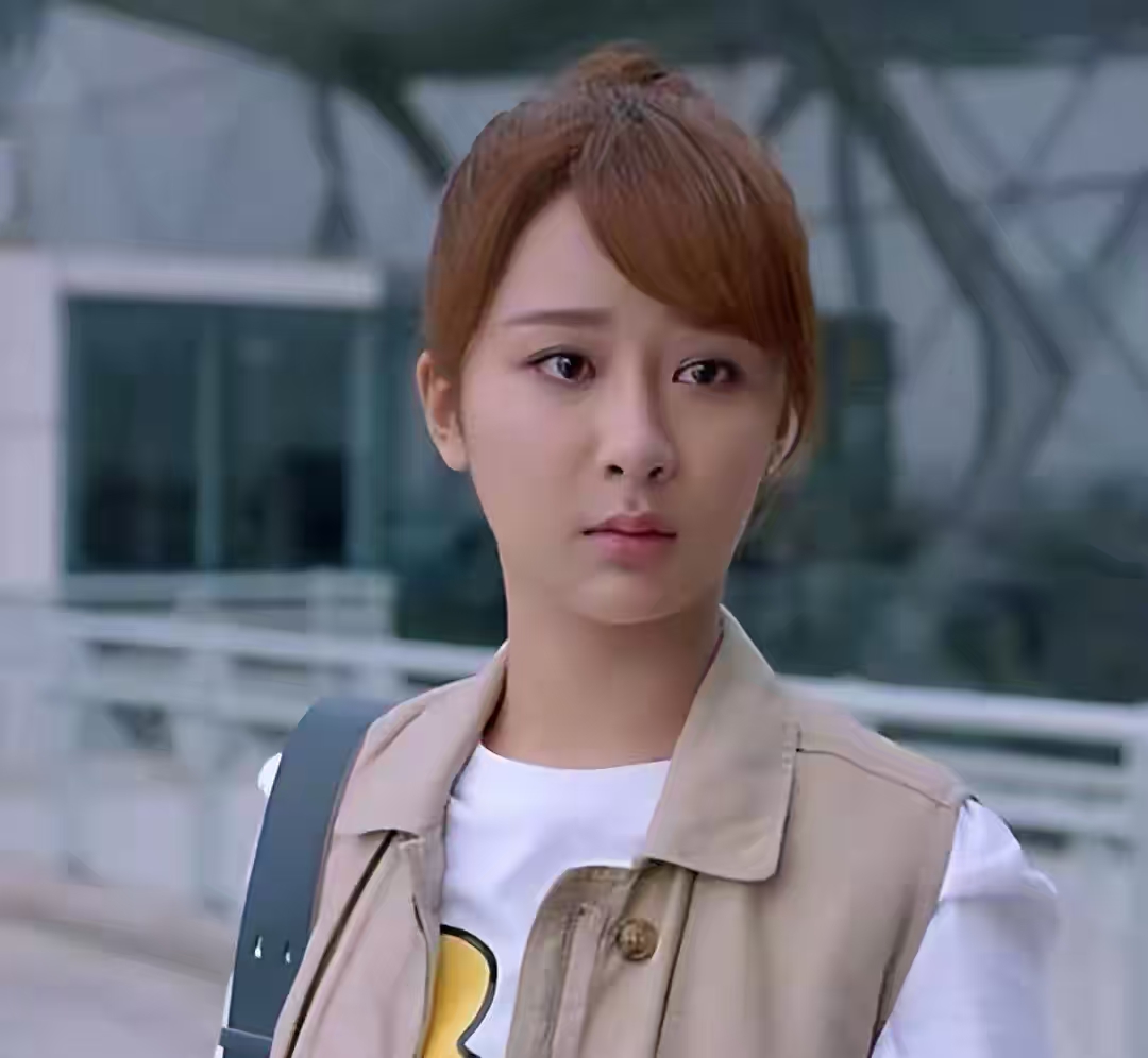 这一次，被央视点名的杨紫，彻底“撕”碎了宋丹丹的体面！